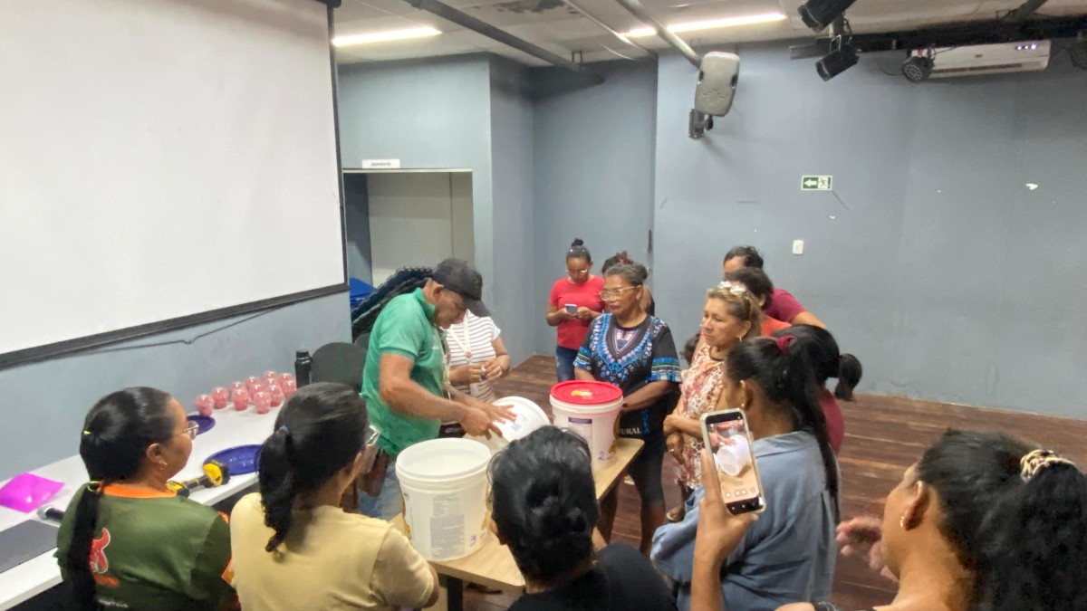 Com incentivo ao empreendedorismo, mulheres de Parintins recebem capacitação em plantio de hortas